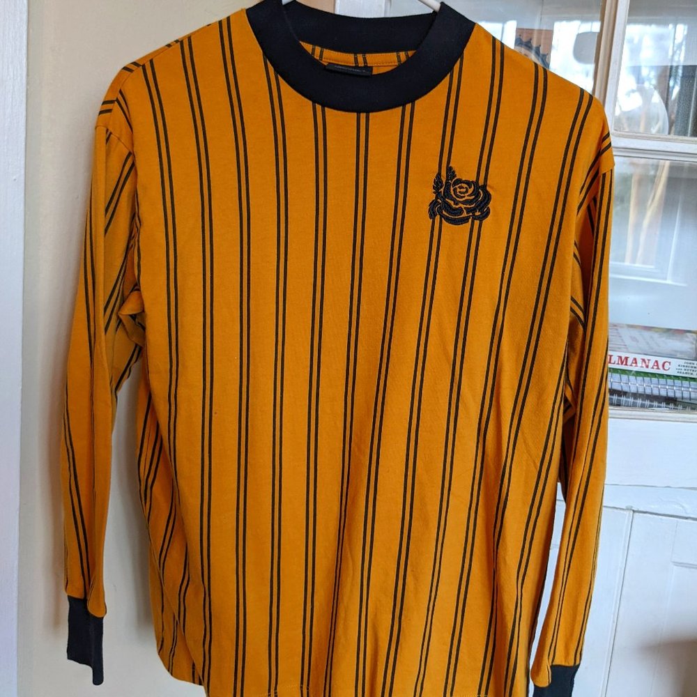 EMPYRE / ZUMIEZ Long Sleeve Striped Tee w/ Flower Graphic